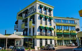 Lord Hotel Tirana